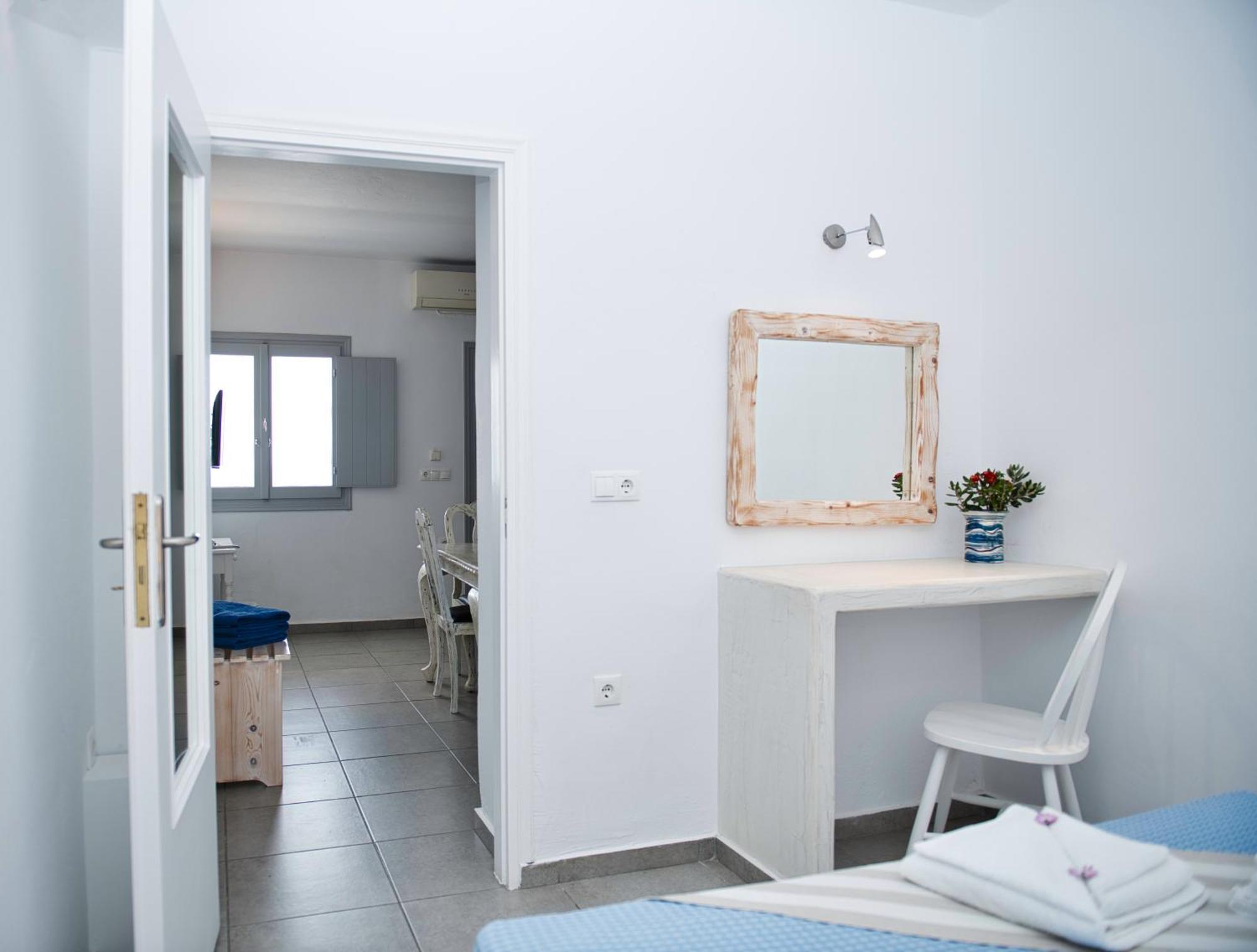 The Last Sunbeam - Adults Only Fira  Extérieur photo