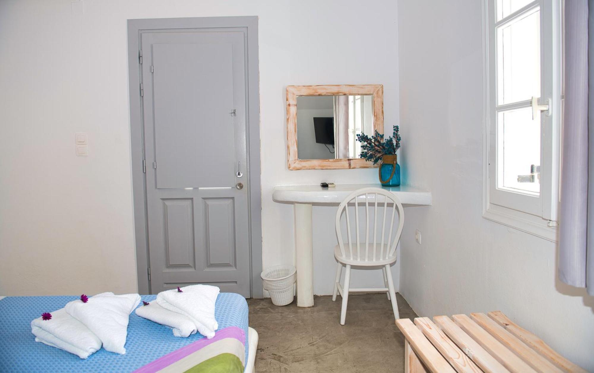 The Last Sunbeam - Adults Only Fira  Extérieur photo